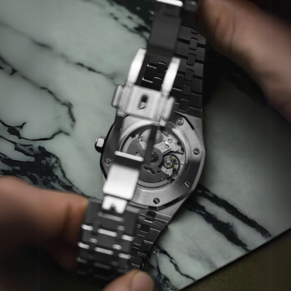 Royal Seikoak Black