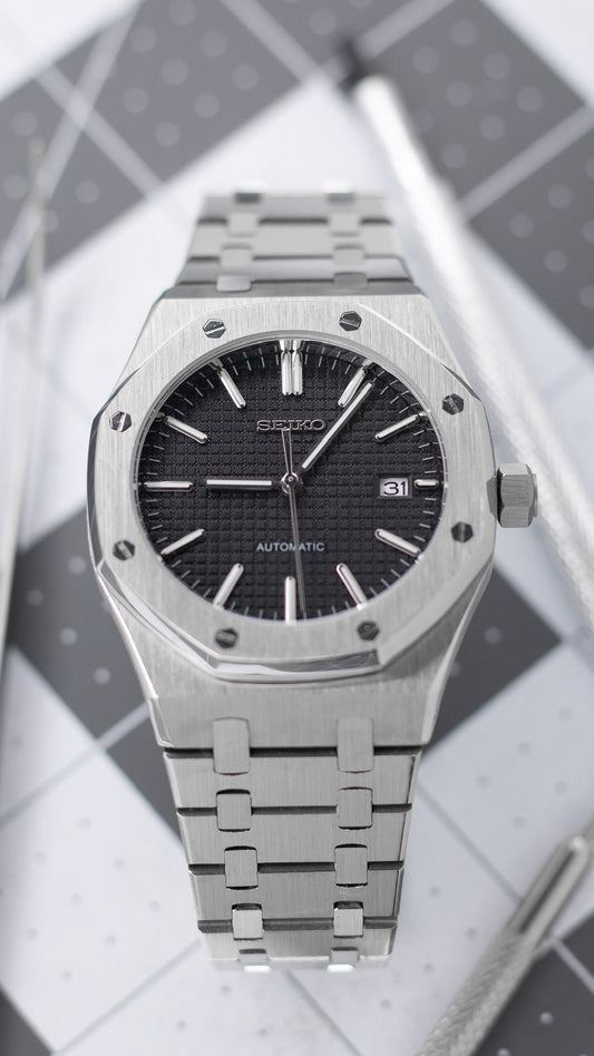 Royal Seikoak Black